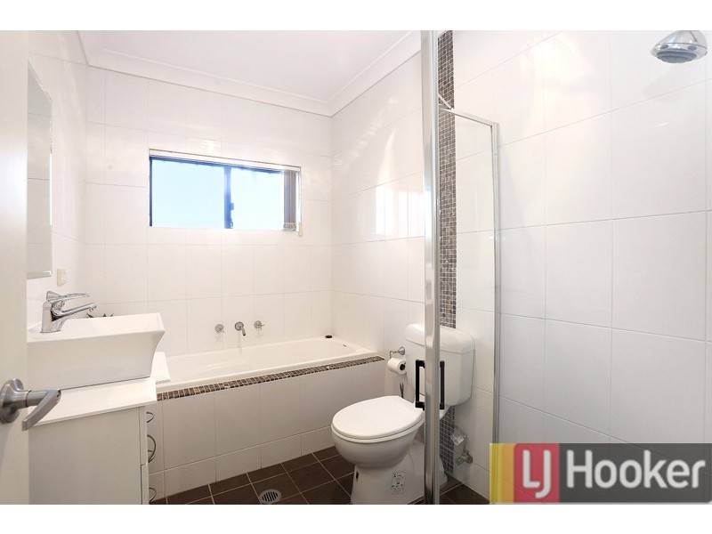 3/15 Lee St, Condell Park NSW 2200