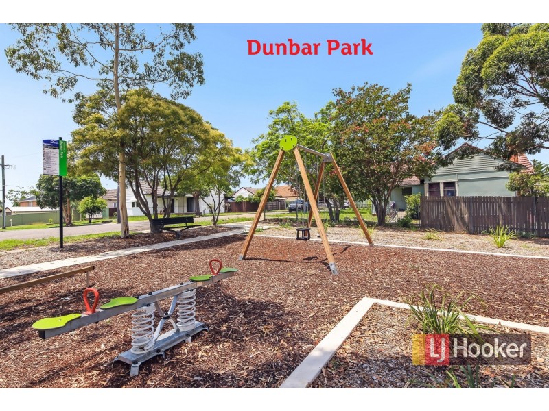 24 Dunbar Ave, Regents Park NSW 2143