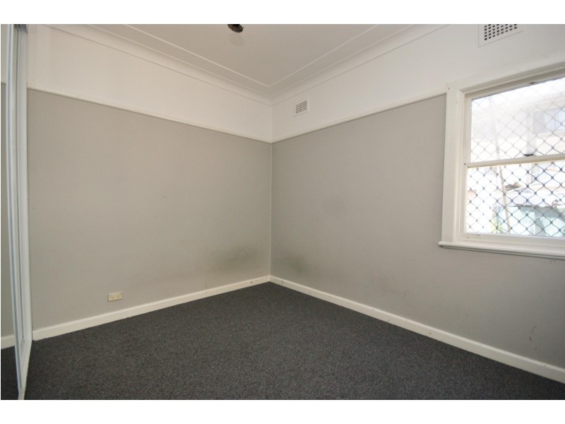 70 Cardigan St, Guildford NSW 2161