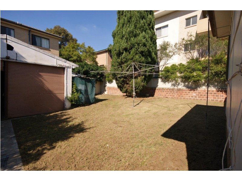 70 Cardigan St, Guildford NSW 2161