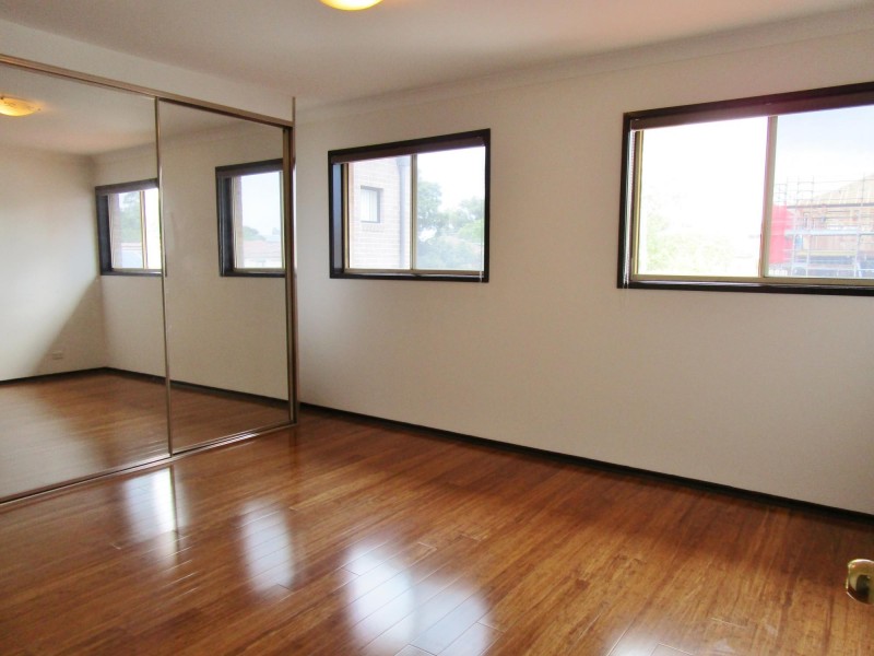 13 Beaumont St, Auburn NSW 2144