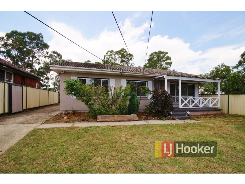 100 Betts Rd, Merrylands West NSW 2160