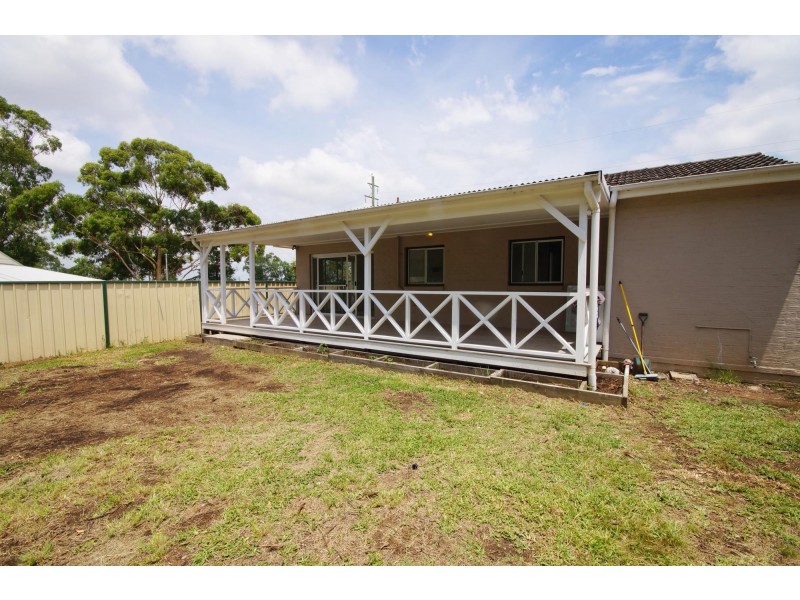 100 Betts Rd, Merrylands West NSW 2160