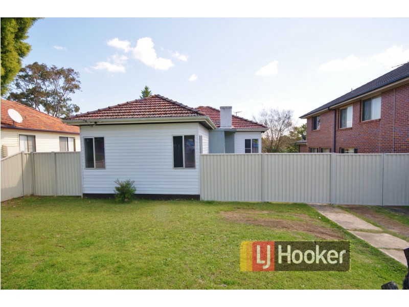 11 Antwerp St, Auburn NSW 2144