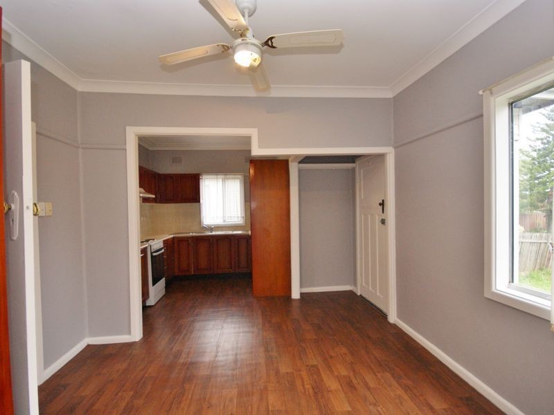 11 Antwerp St, Auburn NSW 2144