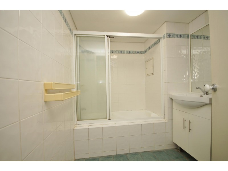 1/17-21 Stanley St, Bankstown NSW 2200