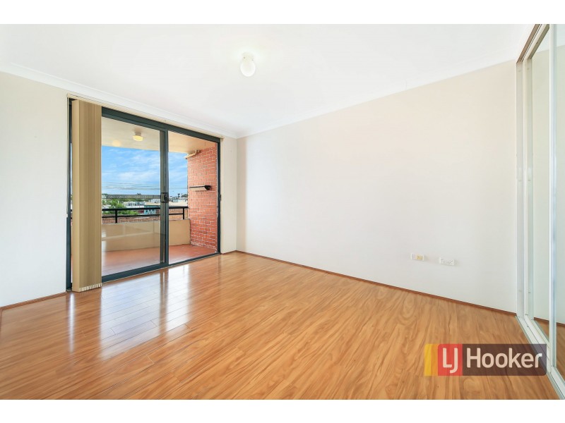 8/1 Civic Road, Auburn NSW 2144