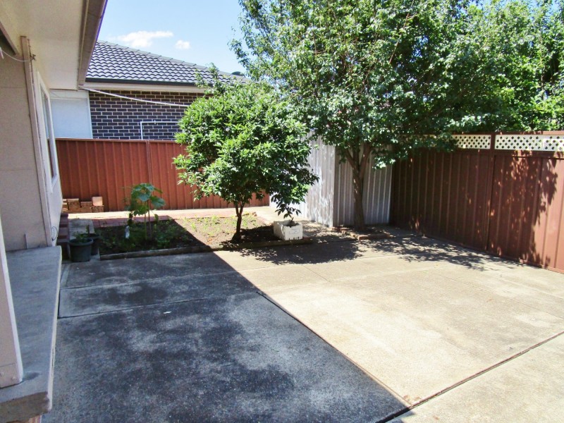 8A St Hilliers Road, Auburn NSW 2144