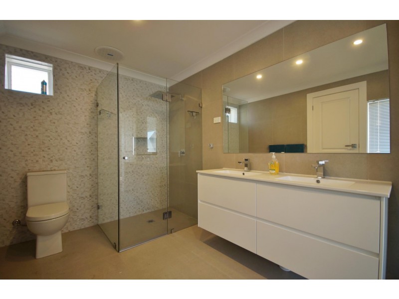 7 Pritchard St, Auburn NSW 2144