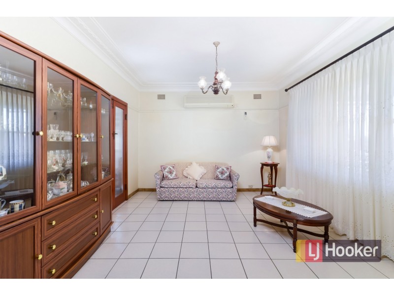55 Bent St, Chester Hill NSW 2162