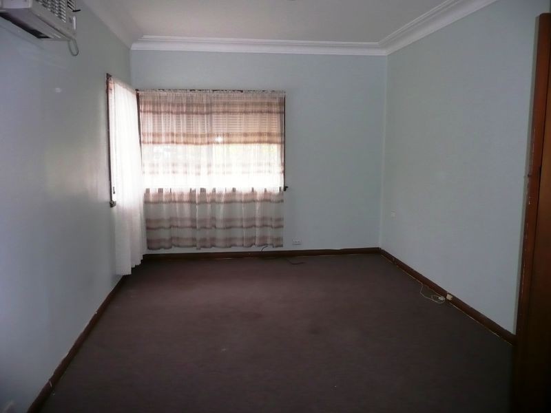 110 Orchard Rd, Chester Hill NSW 2162