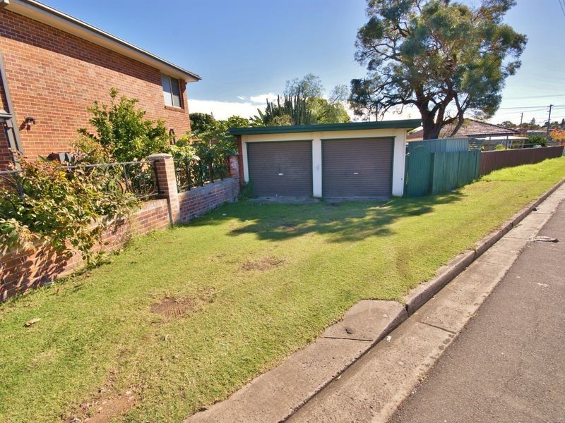 25 Railway St, Old Guildford NSW 2161
