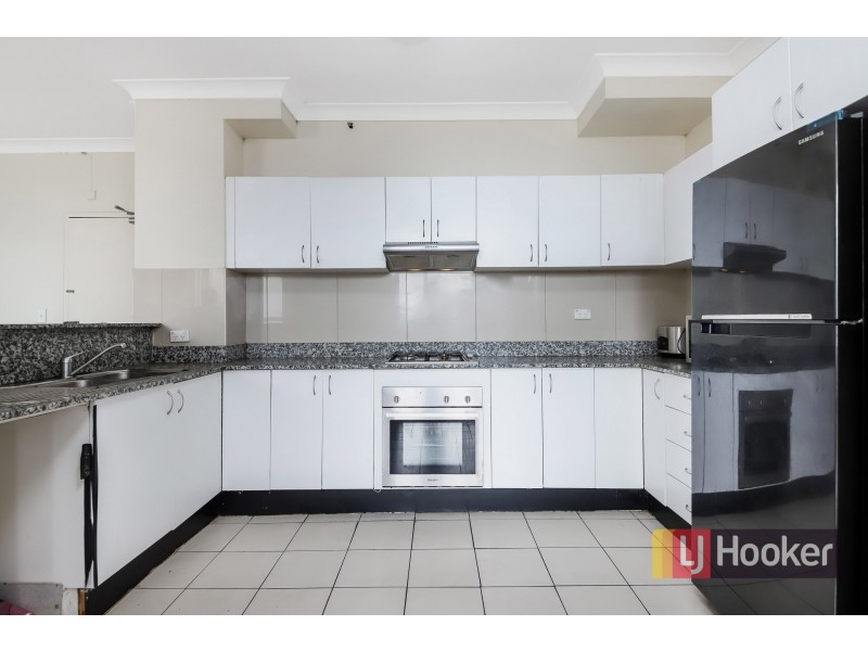 3326/57-59 Queen St, Auburn NSW 2144