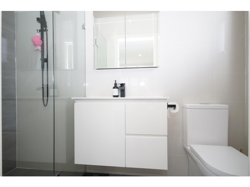 2 Junee St, Marayong NSW 2148