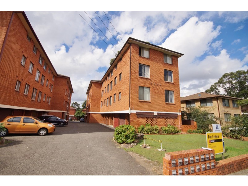 2/51 Northumberland Road, Auburn NSW 2144