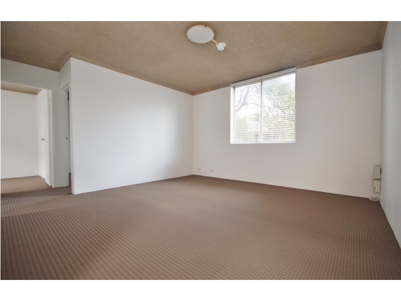 2/51 Northumberland Road, Auburn NSW 2144