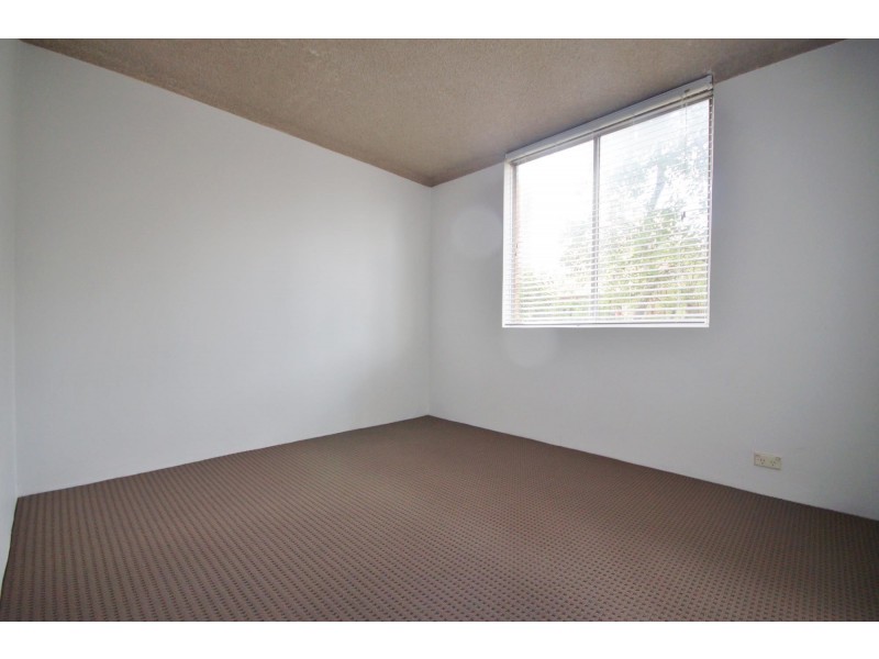 2/51 Northumberland Road, Auburn NSW 2144