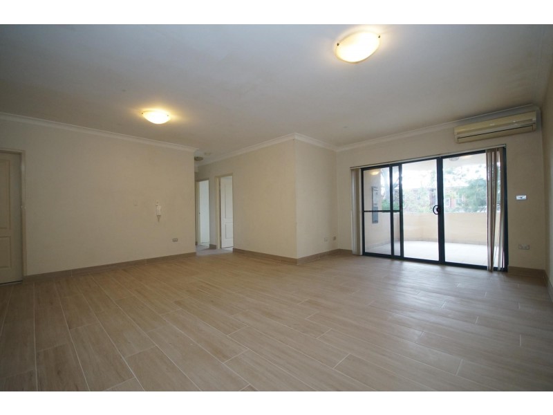 10/2 Amy Street, Regents Park NSW 2143