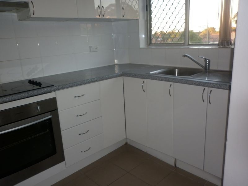 8/67 Cardigan St, Guildford NSW 2161