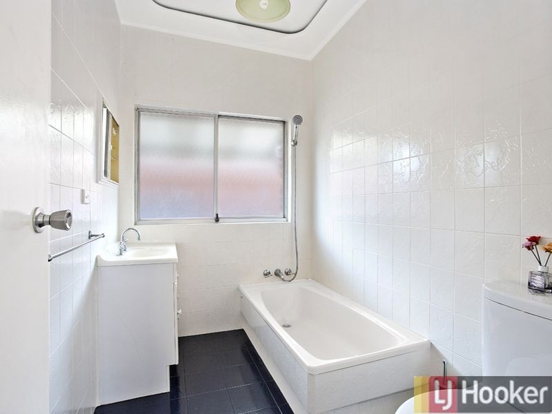 46 Wellington Rd, Auburn NSW 2144