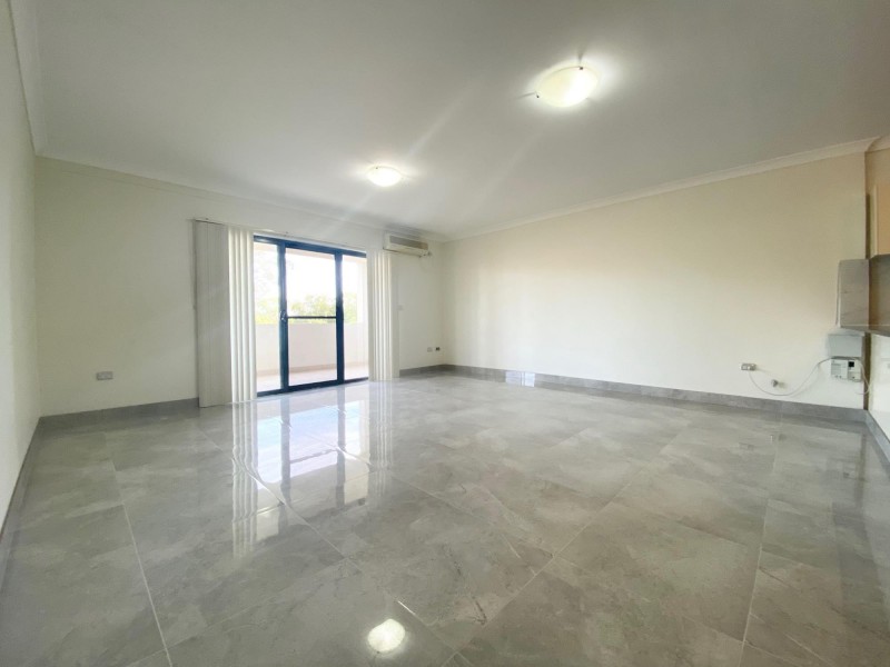 12/2 Amy Street, Regents Park NSW 2143