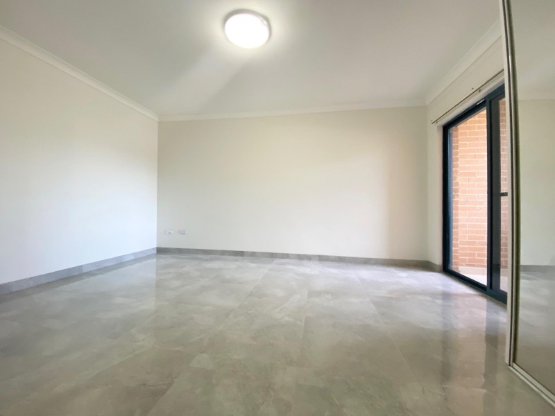 12/2 Amy Street, Regents Park NSW 2143