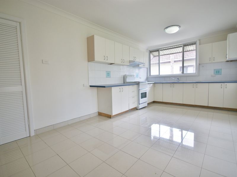 15 Queen St, Revesby NSW 2212