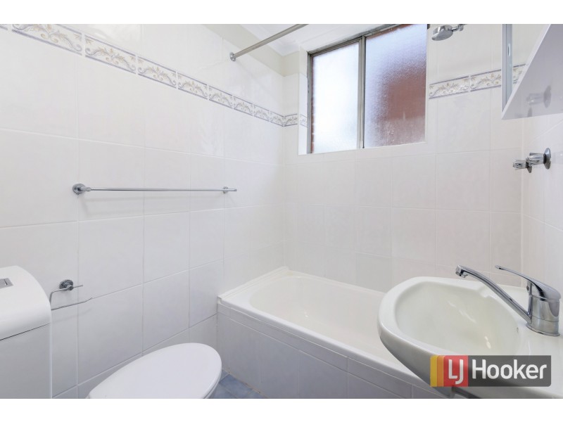 1/51 Northumberland Rd, Auburn NSW 2144