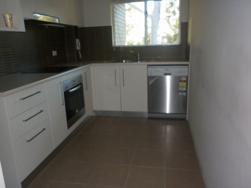 12/26-28 Oxford St, Merrylands NSW 2160