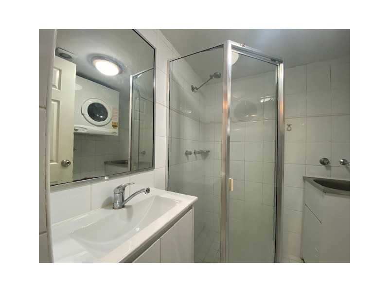 4/2 Macquarie Rd, Auburn NSW 2144