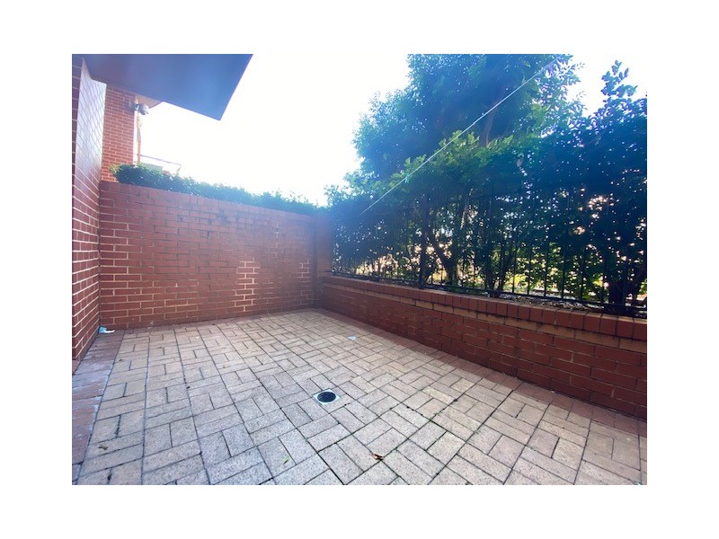 4/2 Macquarie Rd, Auburn NSW 2144