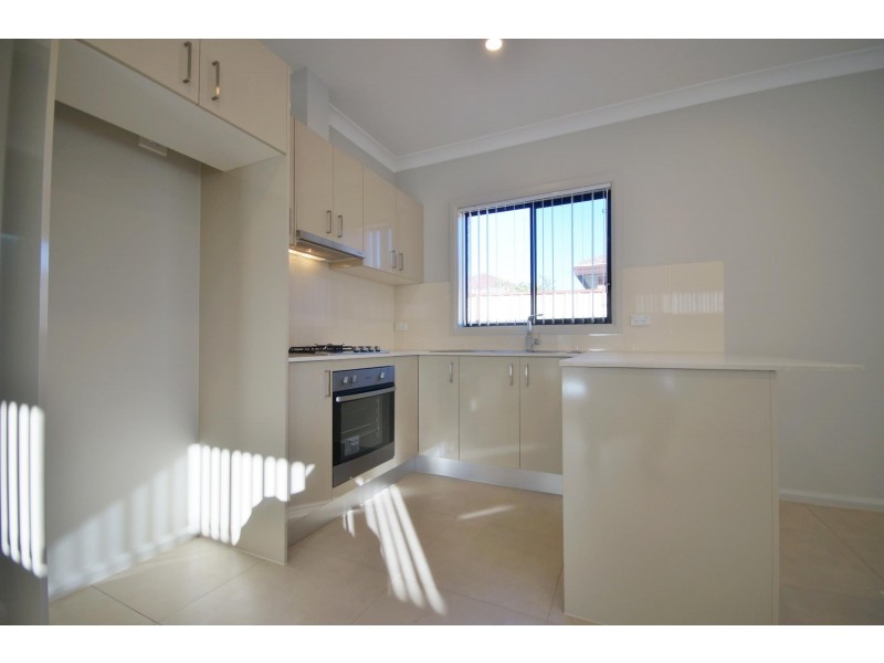 2 Cockthorpe Rd, Auburn NSW 2144