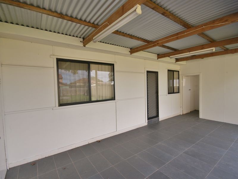 39 Railway St, Yennora NSW 2161
