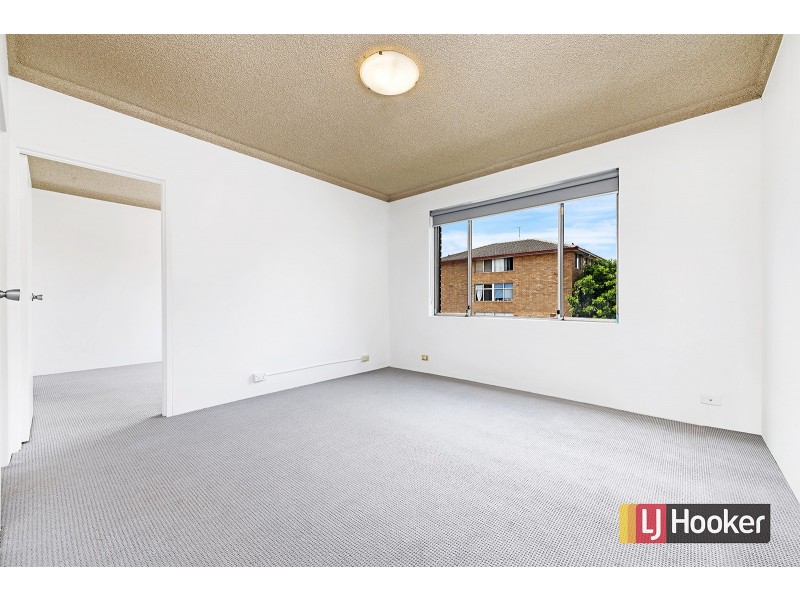 10/27-31 The Crescent, Berala NSW 2141