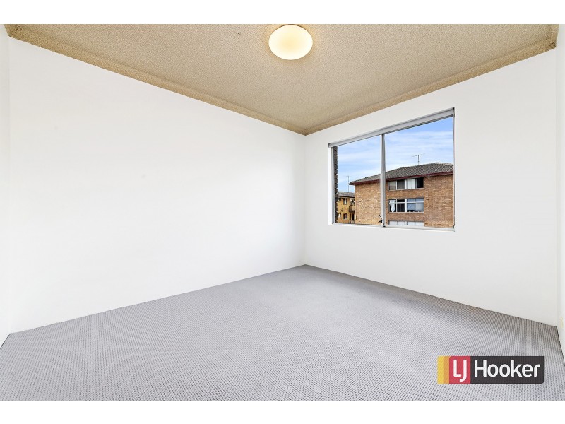 10/27-31 The Crescent, Berala NSW 2141