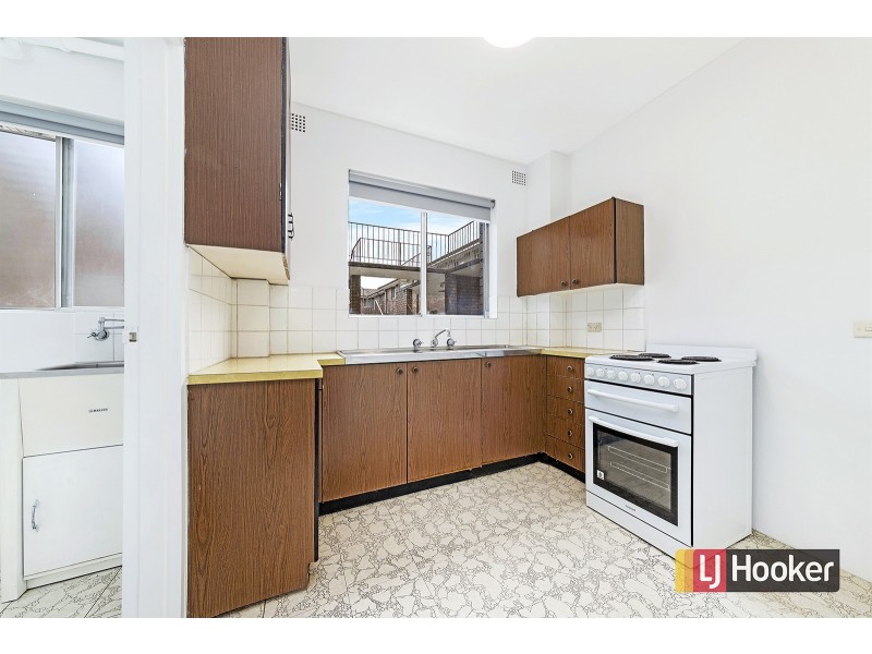 10/27-31 The Crescent, Berala NSW 2141