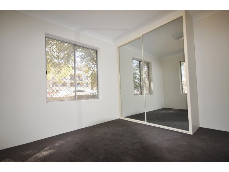 2/39 Station Road, Auburn NSW 2144