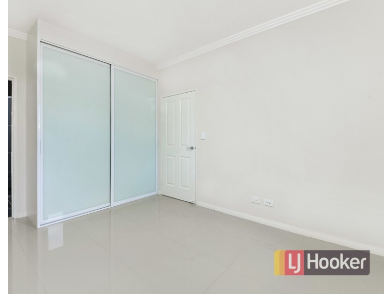 8/48 Mountford Ave, Guildford NSW 2161