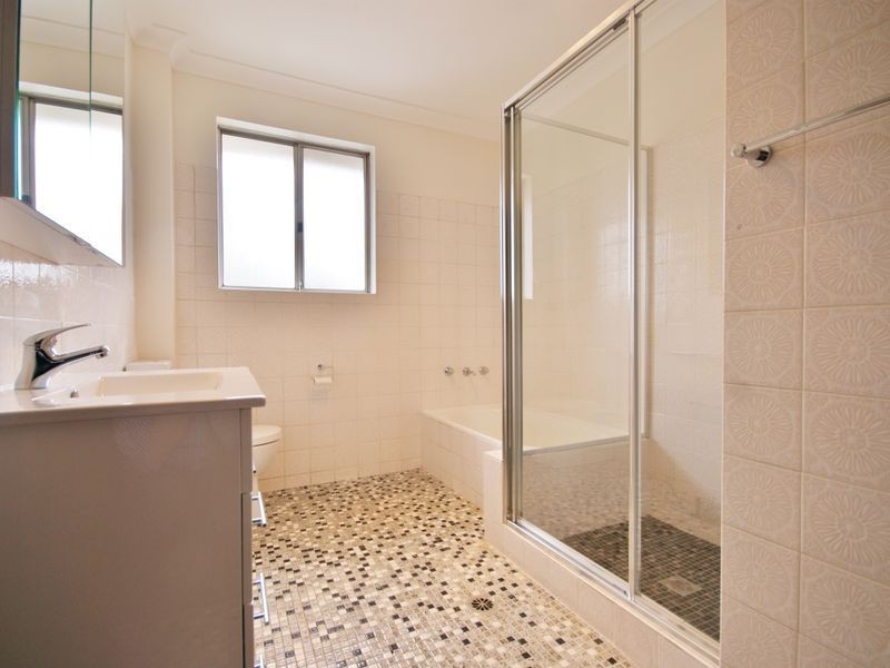 106 Newbridge Rd, Chipping Norton NSW 2170