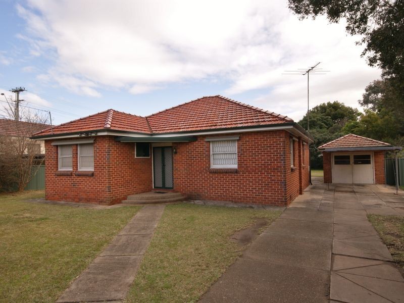 39 West St, Guildford NSW 2161