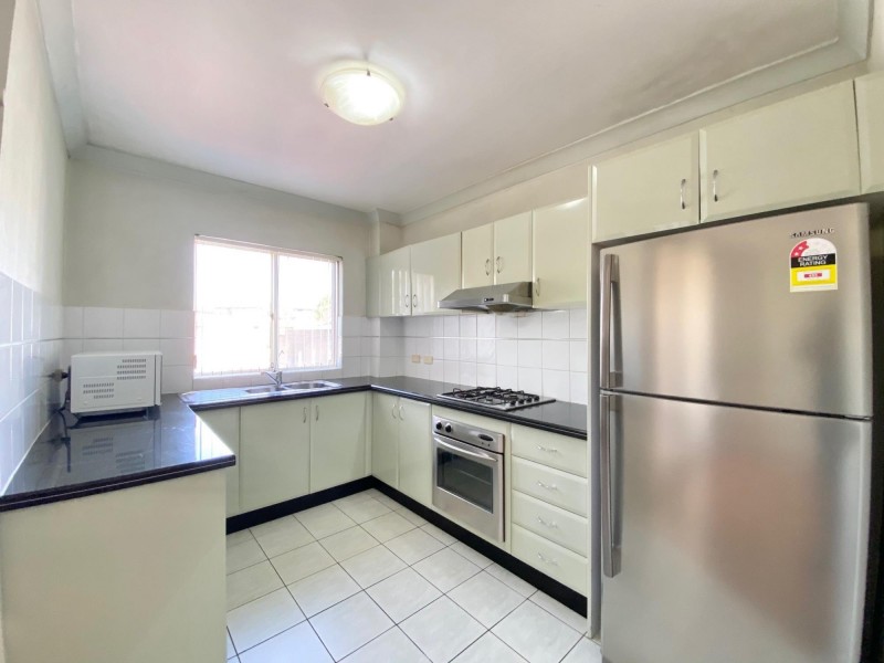 4/23-27 Amy Street, Regents Park NSW 2143