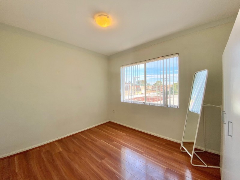 4/23-27 Amy Street, Regents Park NSW 2143