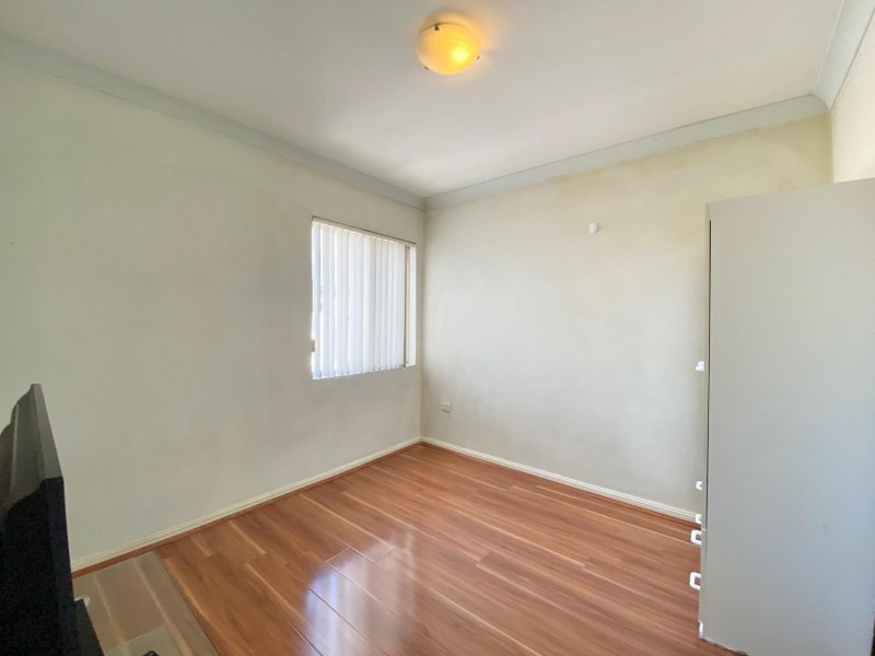 4/23-27 Amy Street, Regents Park NSW 2143