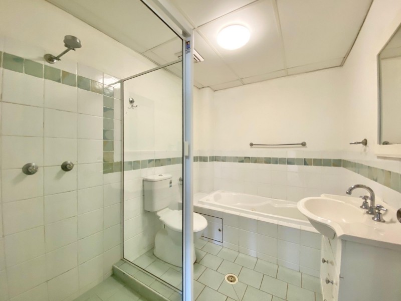 4/23-27 Amy Street, Regents Park NSW 2143