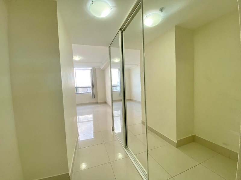 4523/57 Queen St, Auburn NSW 2144