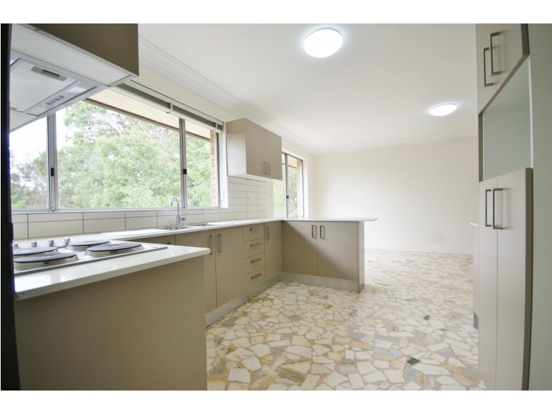 106. Newbriidge Rd, Chipping Norton NSW 2170