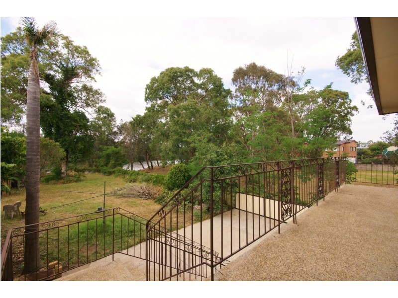 106. Newbridge Rd, Chipping Norton NSW 2170