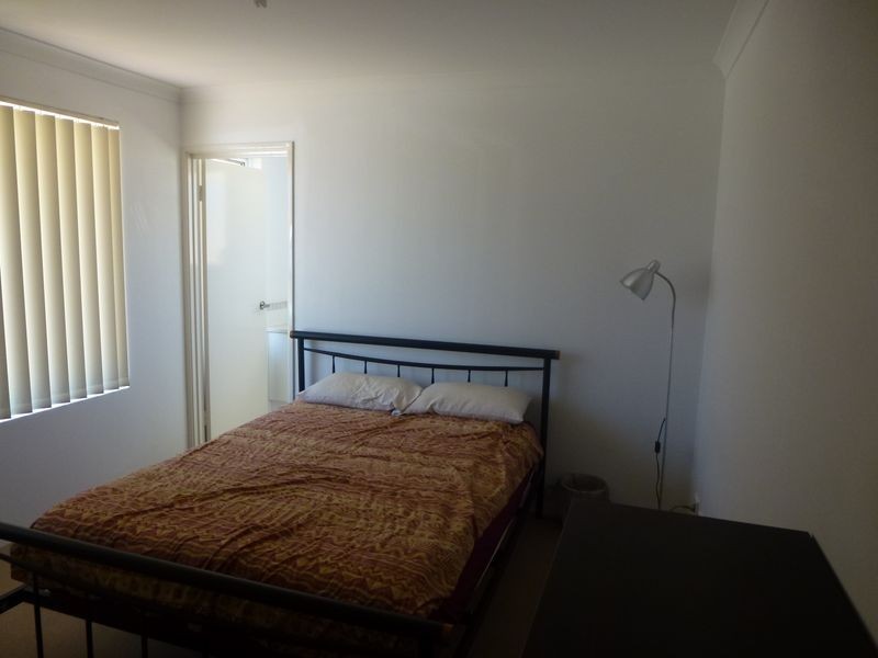 82 Spring Road, Thornlie WA 6108