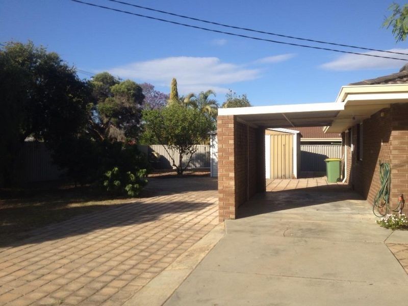 39a Grainger Way, Thornlie WA 6108