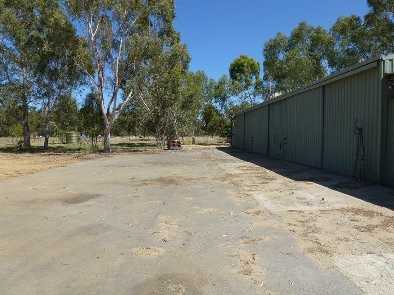 37 Victoria Road, Kenwick WA 6107